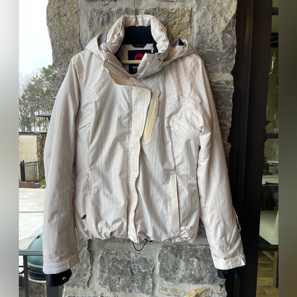 Girl’s SKI COAT Medium. Rossignol Brand